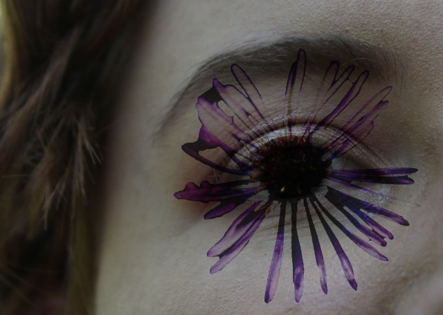 flower eye